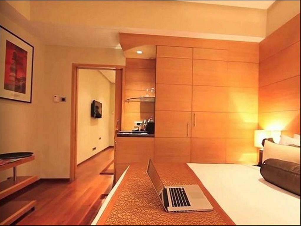 Hotel Radisson Blu Marina Connaught Place New Delhi